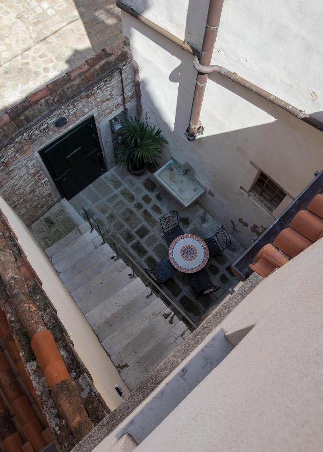 Corte Del Tintor Apartments Венеція Екстер'єр фото