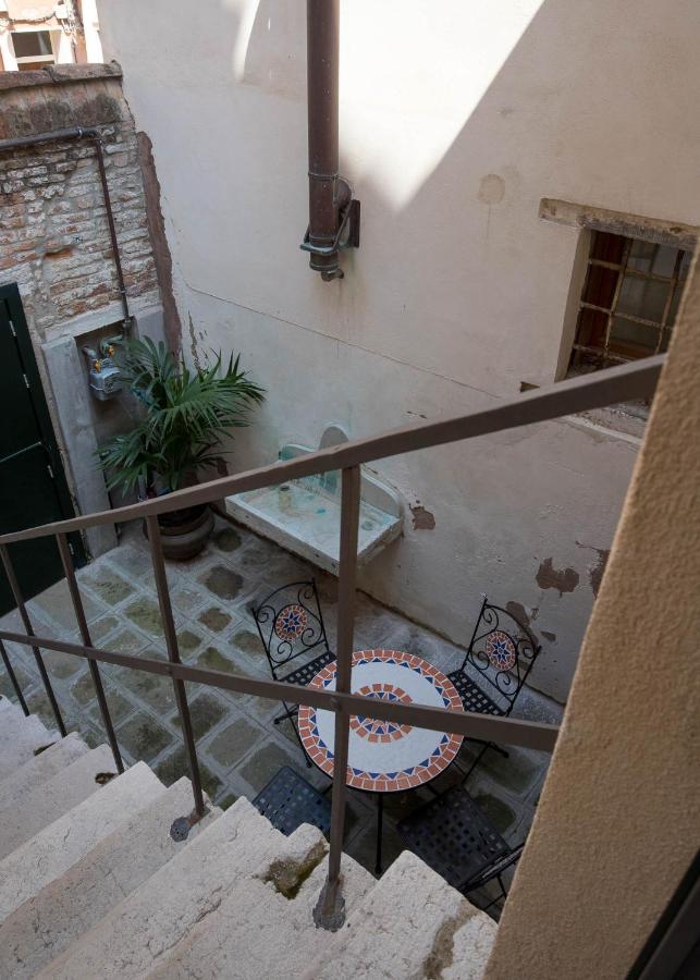 Corte Del Tintor Apartments Венеція Екстер'єр фото