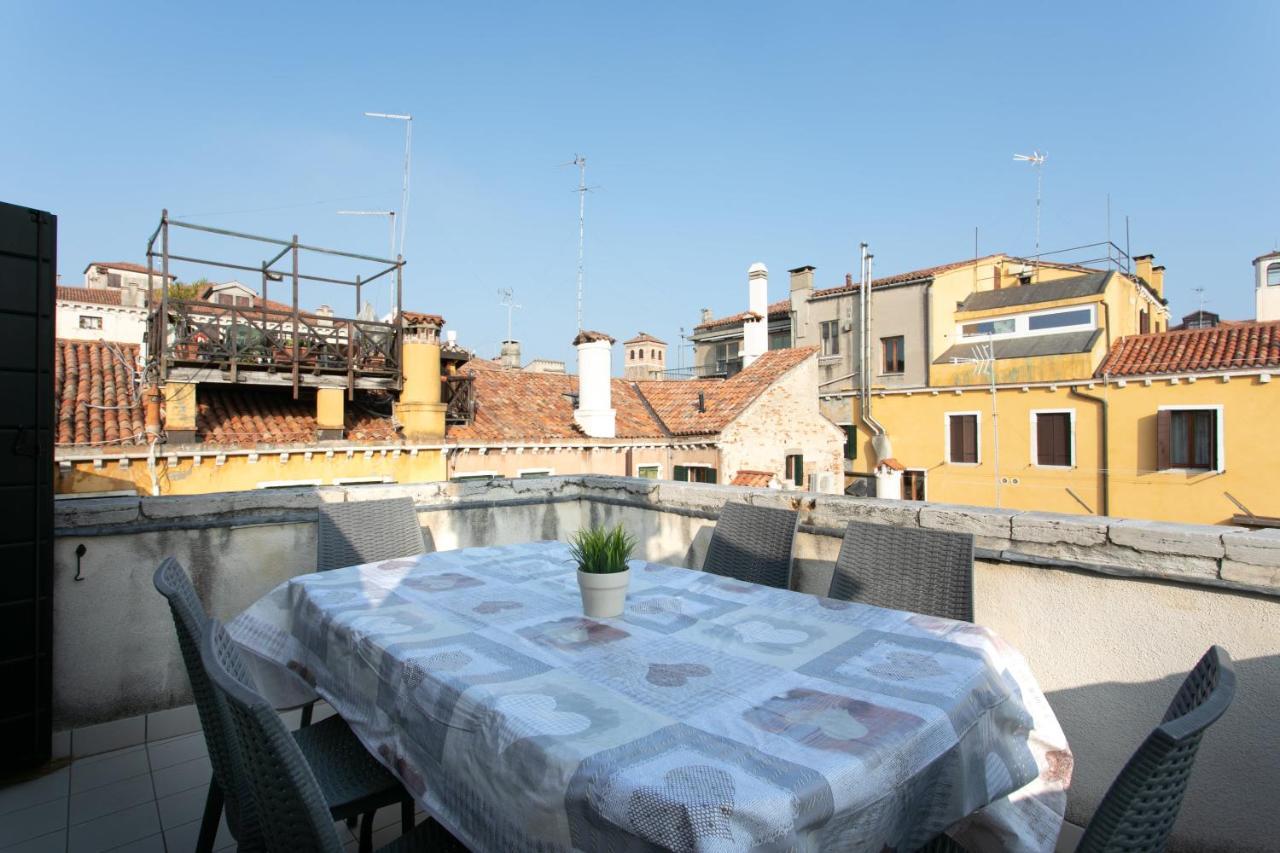 Corte Del Tintor Apartments Венеція Екстер'єр фото
